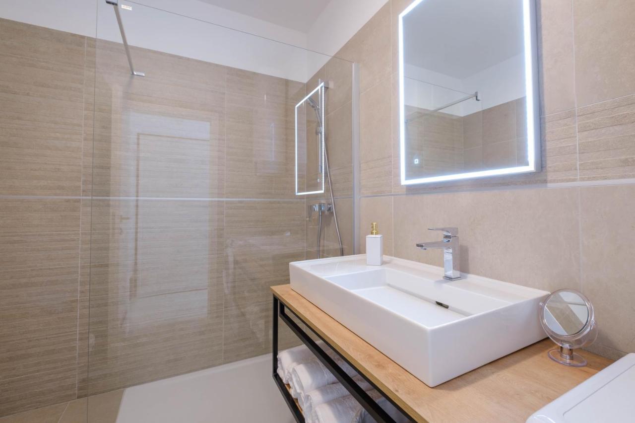 Mb Luxury Apartments Zadar Ngoại thất bức ảnh