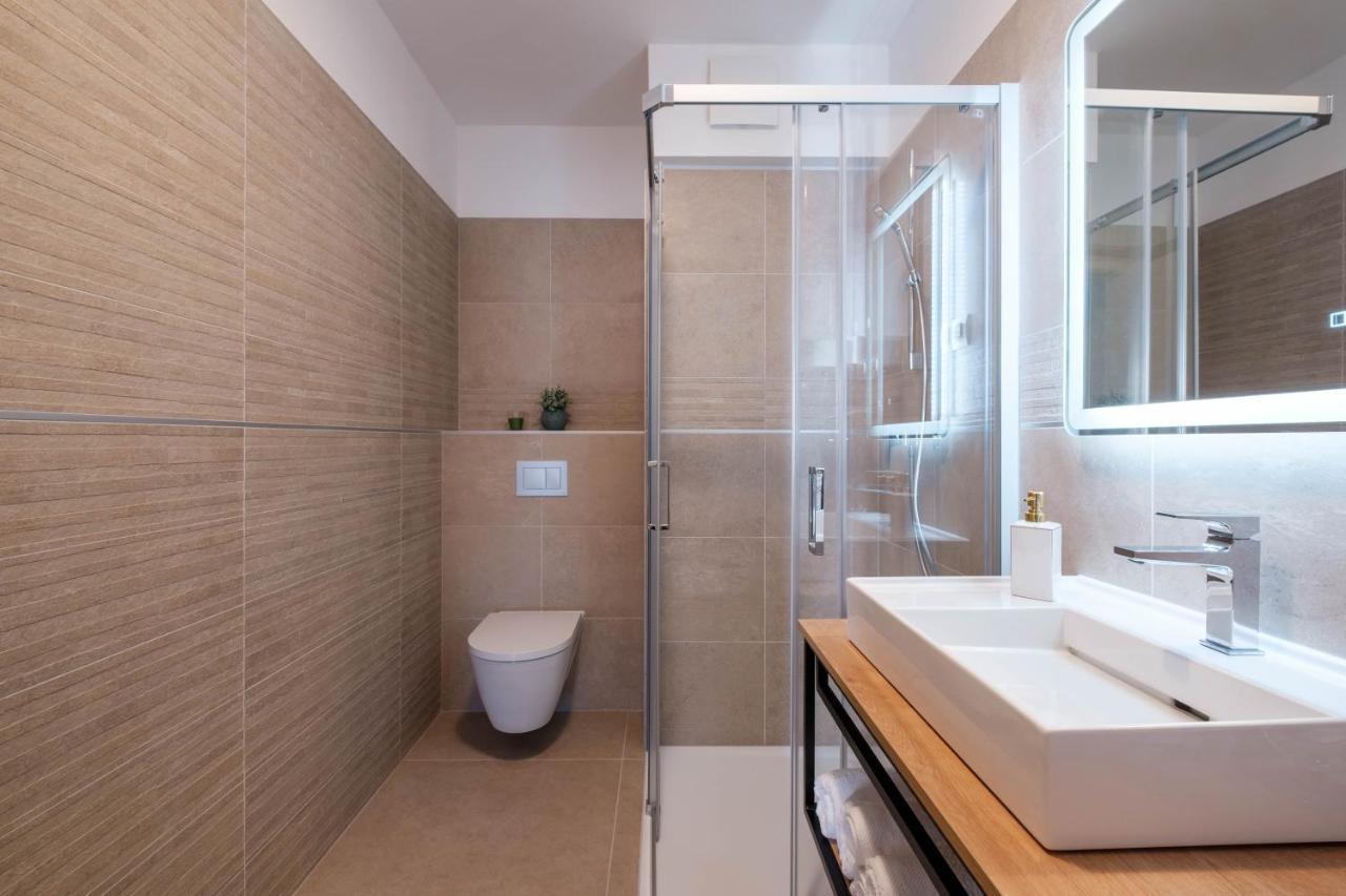 Mb Luxury Apartments Zadar Ngoại thất bức ảnh